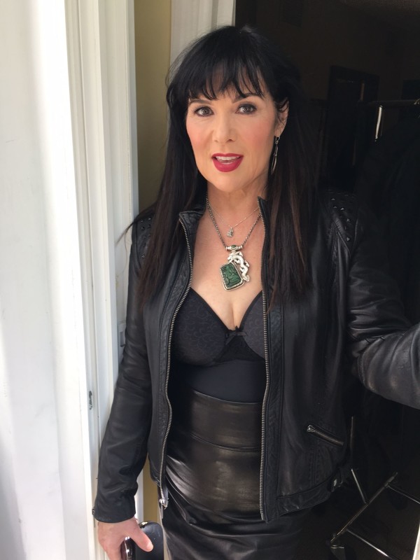 Ann Wilson on March 10th: "All polished up for shoot in Hollywood"