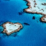 aerial_of_heart-shaped_reef__hardy_reef__near_whitsunday_islands__queensland__australia